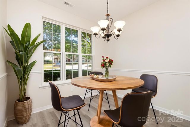 8390 Chaceview Court, Charlotte, NC 28269