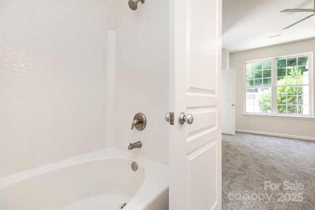 8390 Chaceview Court, Charlotte, NC 28269