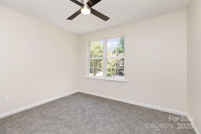 8390 Chaceview Court, Charlotte, NC 28269