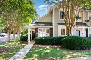 8390 Chaceview Court, Charlotte, NC 28269