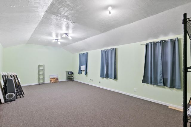210 & 212 S Tammye Lane, Madisonville, TX 77864