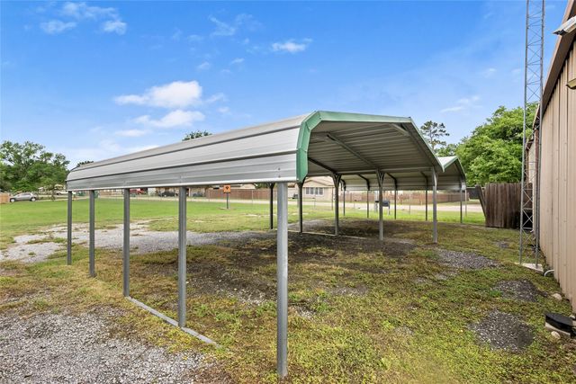 210 & 212 S Tammye Lane, Madisonville, TX 77864