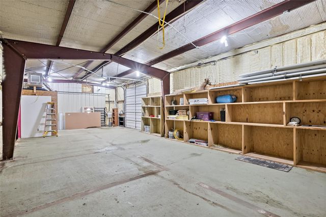 210 & 212 S Tammye Lane, Madisonville, TX 77864
