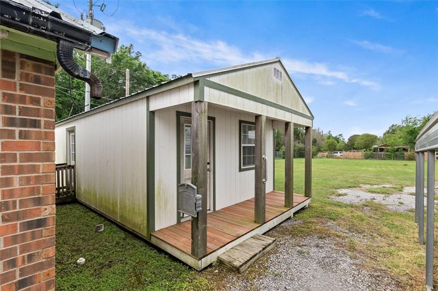 210 & 212 S Tammye Lane, Madisonville, TX 77864