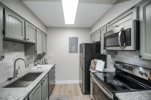 14226 E 1st Drive B03, Aurora, CO 80011