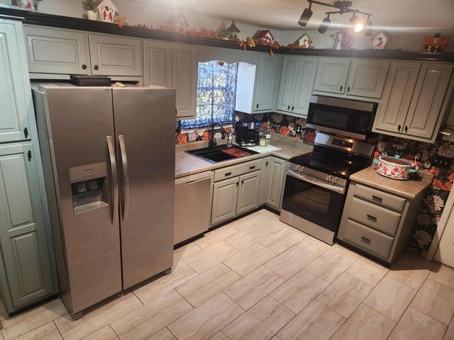 282 Maple Crest Circle NW, Charleston, TN 37310