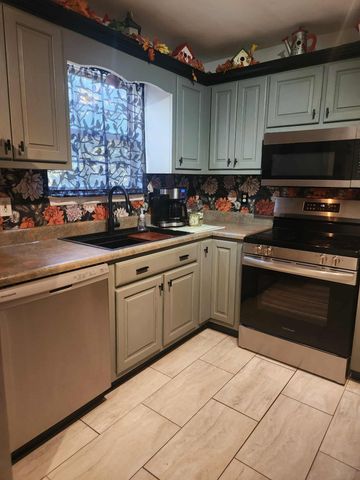 282 Maple Crest Circle NW, Charleston, TN 37310