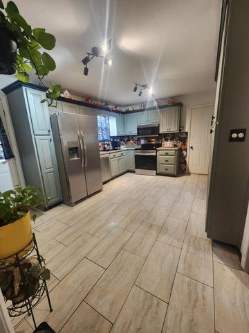 282 Maple Crest Circle NW, Charleston, TN 37310