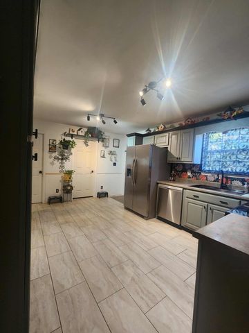 282 Maple Crest Circle NW, Charleston, TN 37310