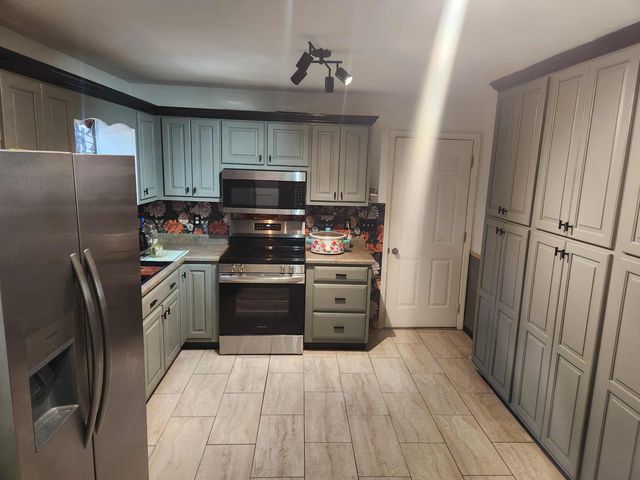 282 Maple Crest Circle NW, Charleston, TN 37310