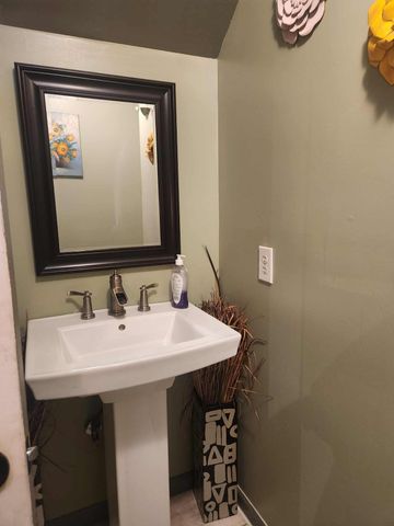 282 Maple Crest Circle NW, Charleston, TN 37310