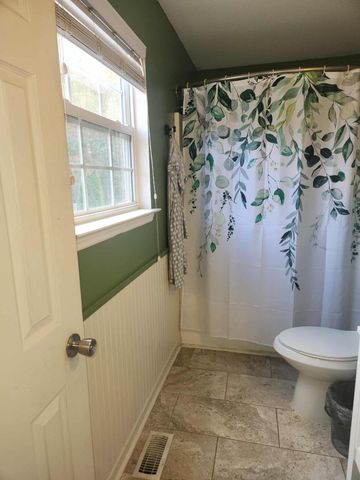 282 Maple Crest Circle NW, Charleston, TN 37310