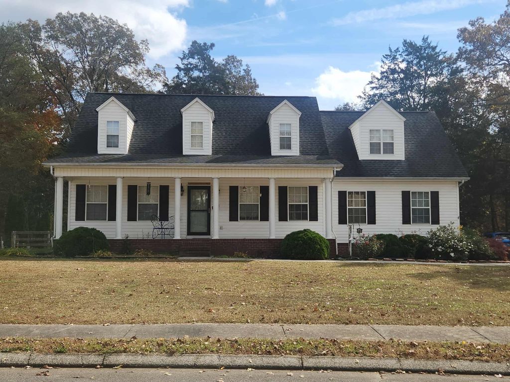 282 Maple Crest Circle NW, Charleston, TN 37310