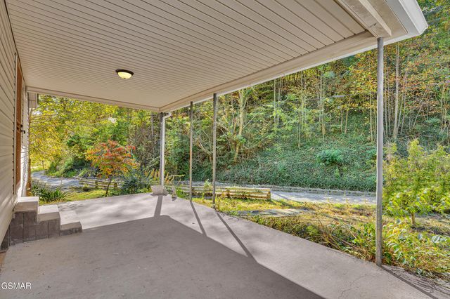 4155 Green Corner Road, Hartford, TN 37753