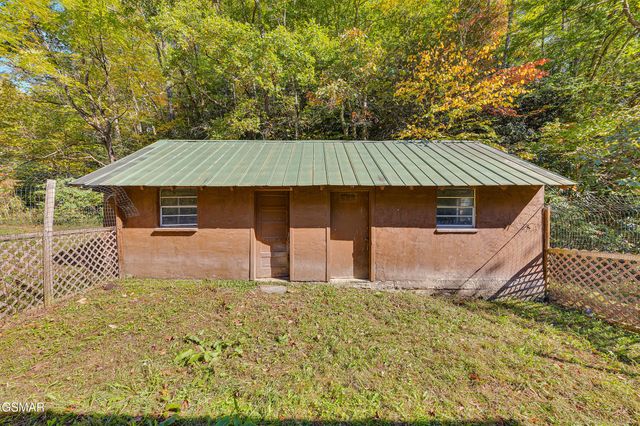 4155 Green Corner Road, Hartford, TN 37753