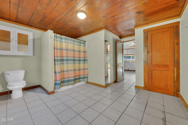 4155 Green Corner Road, Hartford, TN 37753