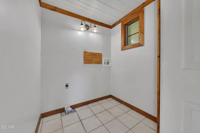 4155 Green Corner Road, Hartford, TN 37753