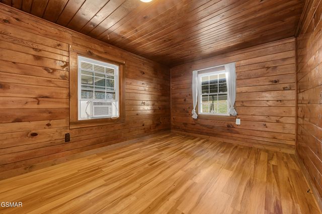 4155 Green Corner Road, Hartford, TN 37753