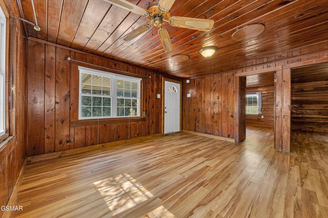 4155 Green Corner Road, Hartford, TN 37753