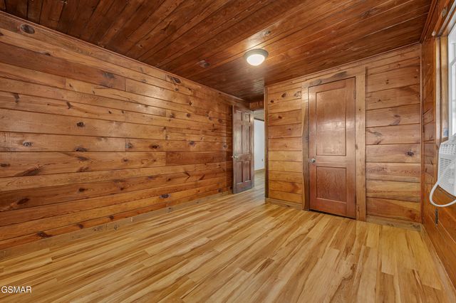 4155 Green Corner Road, Hartford, TN 37753