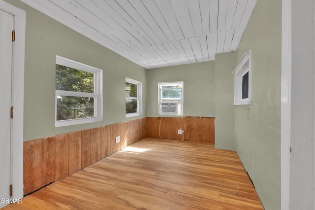 4155 Green Corner Road, Hartford, TN 37753