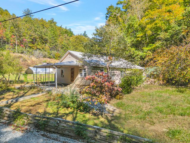 4155 Green Corner Road, Hartford, TN 37753