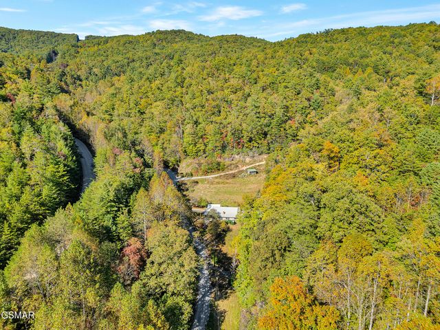 4155 Green Corner Road, Hartford, TN 37753