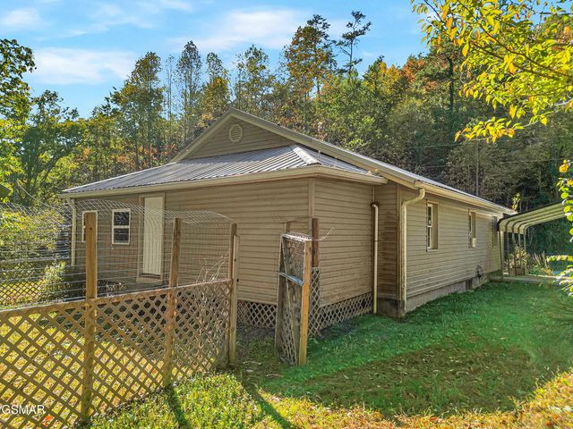 4155 Green Corner Road, Hartford, TN 37753