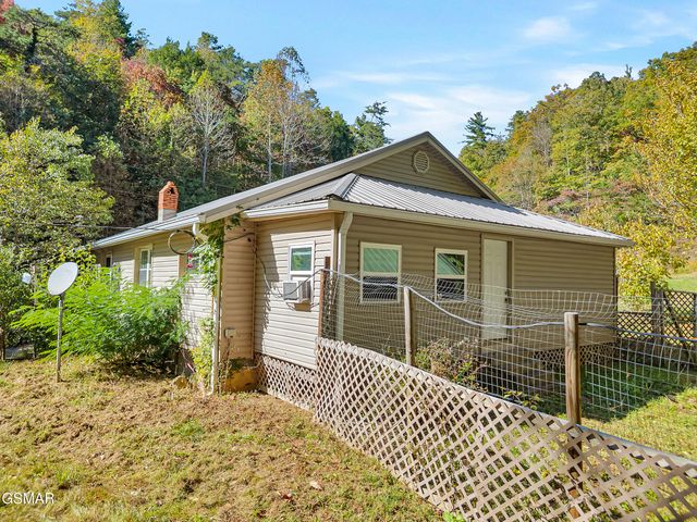 4155 Green Corner Road, Hartford, TN 37753