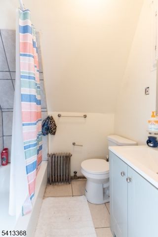 208 N 19Th St, East Orange City, NJ 07017