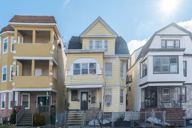 208 N 19Th St, East Orange City, NJ 07017