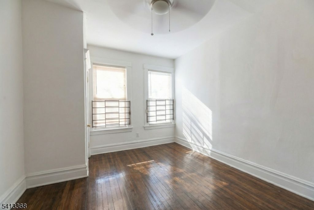 208 N 19Th St, East Orange City, NJ 07017 — photo 3