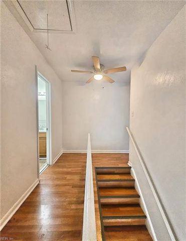 5813 W Hastings CT, Virginia Beach, VA 23462