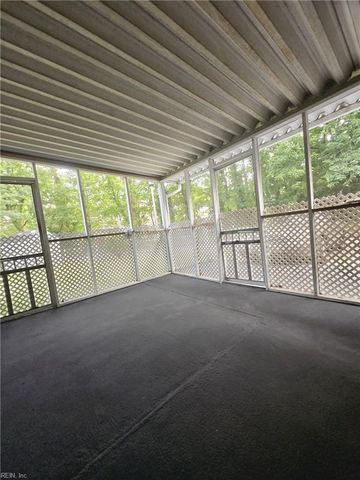 5813 W Hastings CT, Virginia Beach, VA 23462