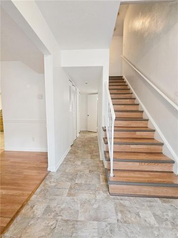 5813 W Hastings CT, Virginia Beach, VA 23462