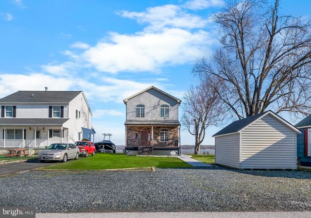 7214 GREENBANK RD, Middle River, MD 21220