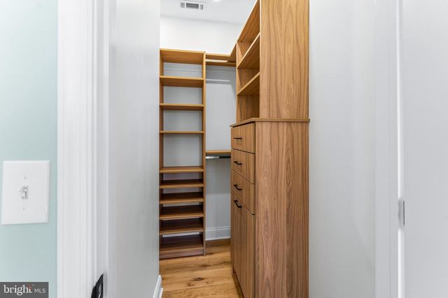 7214 GREENBANK RD, Middle River, MD 21220