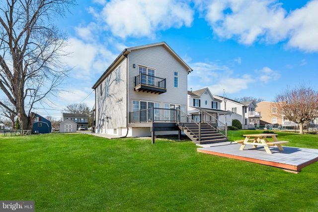7214 GREENBANK RD, Middle River, MD 21220