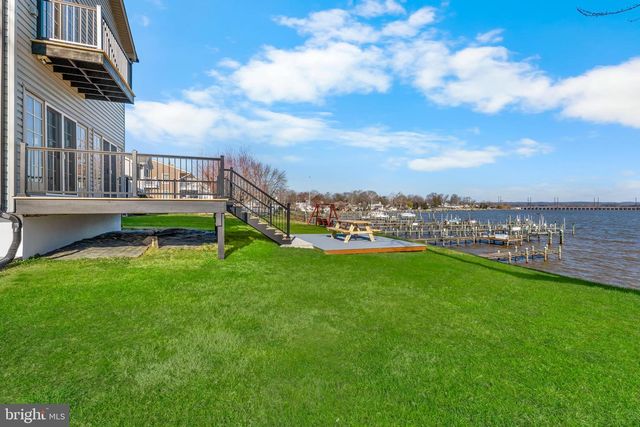 7214 GREENBANK RD, Middle River, MD 21220
