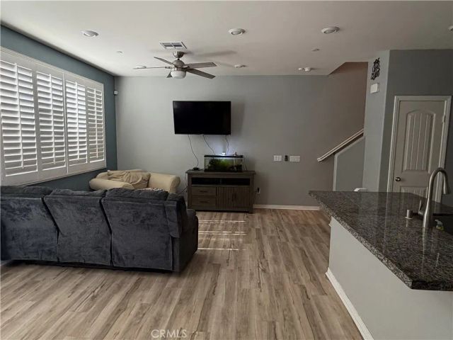 16571 Wyndham 11, Fontana, CA 92336