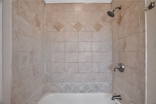 106 Terlingua Dr, Portland, TX 78374