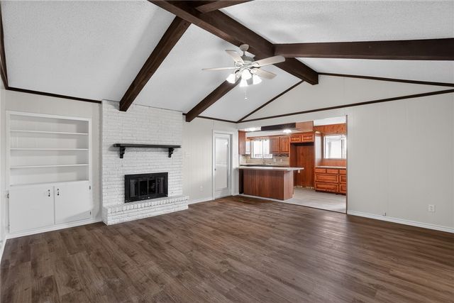 106 Terlingua Dr, Portland, TX 78374