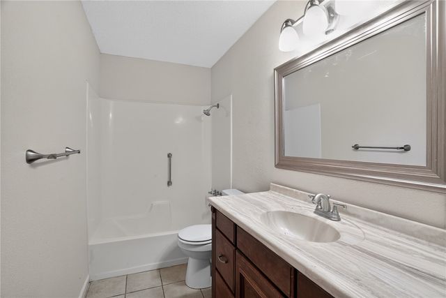106 Terlingua Dr, Portland, TX 78374