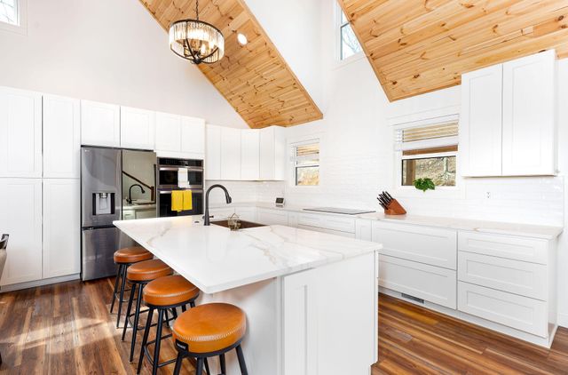 185 Big Beach Lane, Monticello, KY 42633