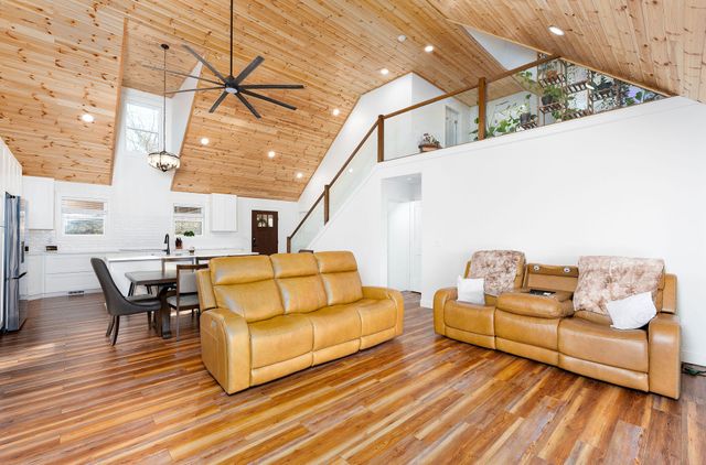 185 Big Beach Lane, Monticello, KY 42633