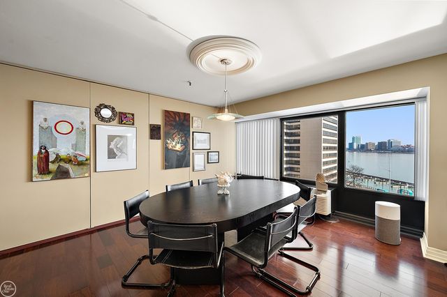 1001 W Jefferson Ave Unit 7B Avenue, Detroit, MI 48226