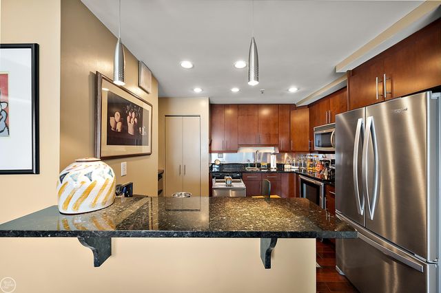 1001 W Jefferson Ave Unit 7B Avenue, Detroit, MI 48226