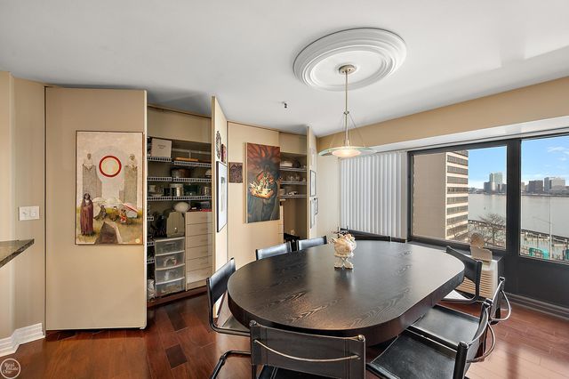 1001 W Jefferson Ave Unit 7B Avenue, Detroit, MI 48226