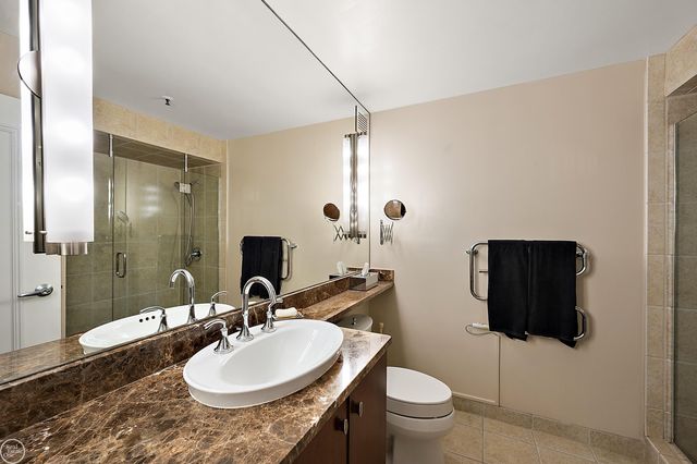 1001 W Jefferson Ave Unit 7B Avenue, Detroit, MI 48226