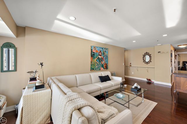 1001 W Jefferson Ave Unit 7B Avenue, Detroit, MI 48226